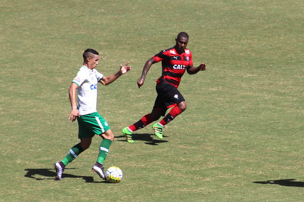 Chapecoense venceu o Vitória no Barradão. Foto: Cleberson Silva.